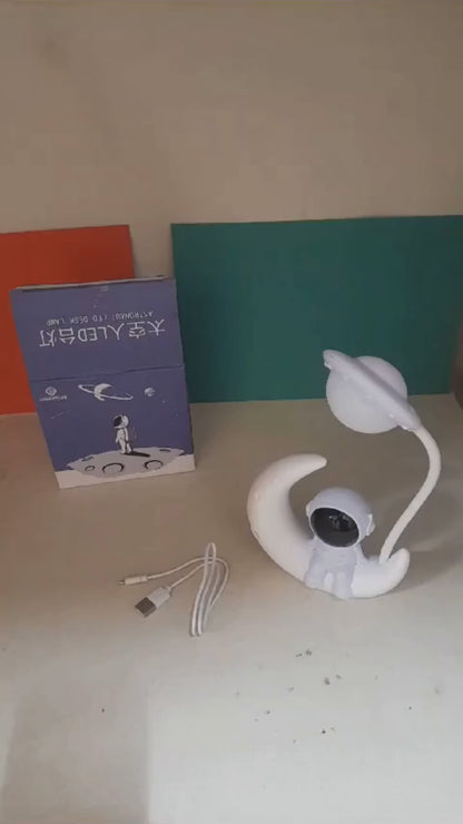 Astronaut Desk Lamp